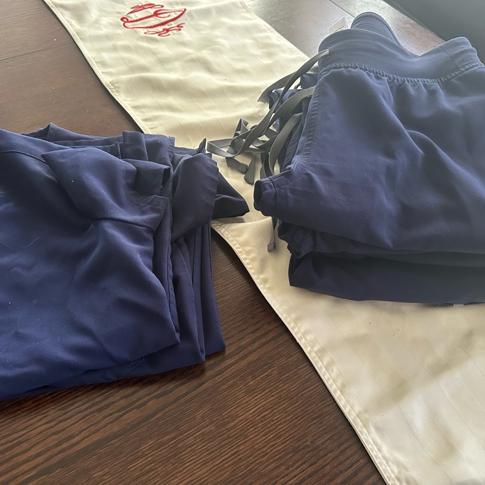 Fig navy blue size small and xxs